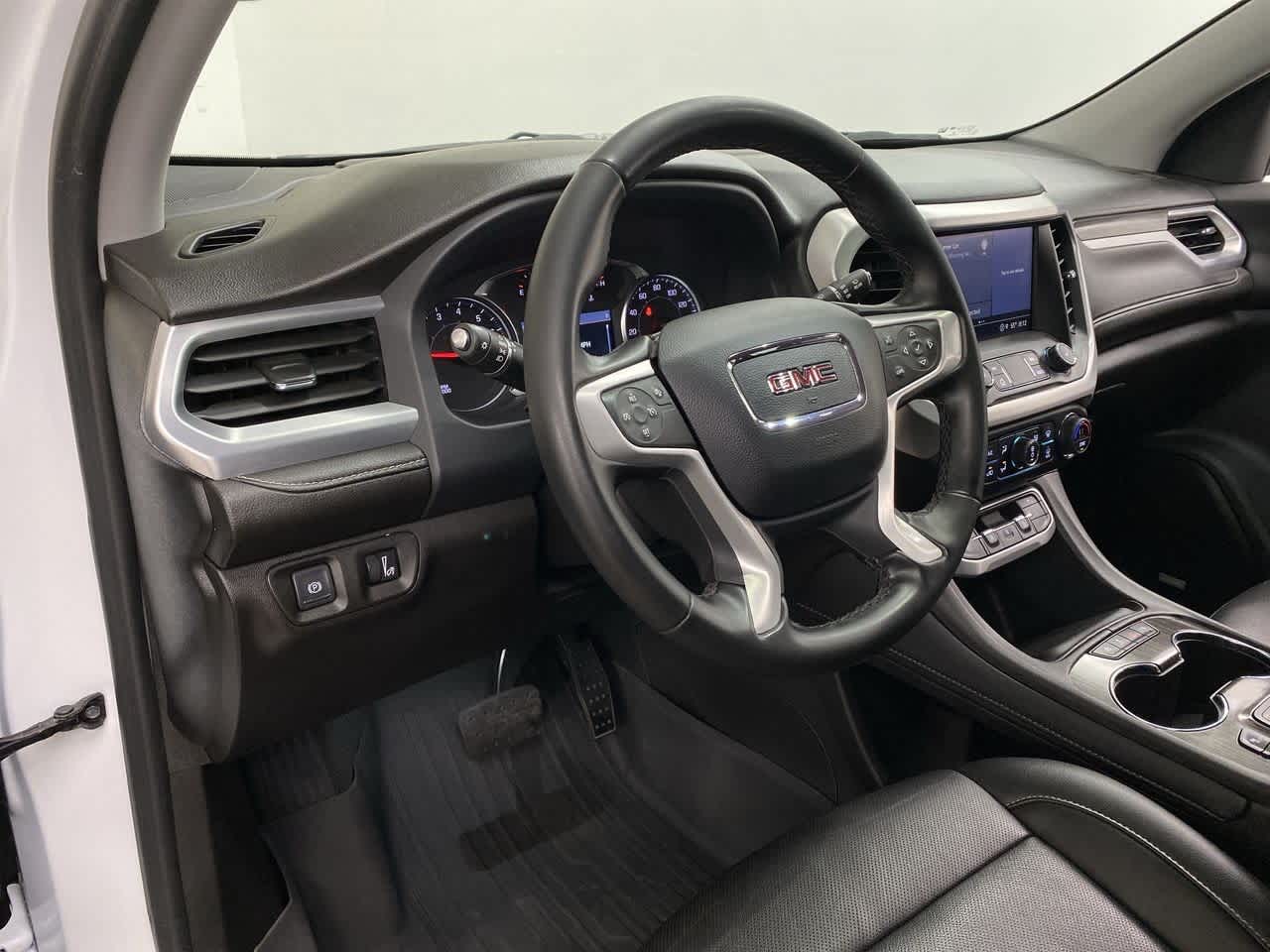 Thumbnail: 2023 GMC Acadia - 2