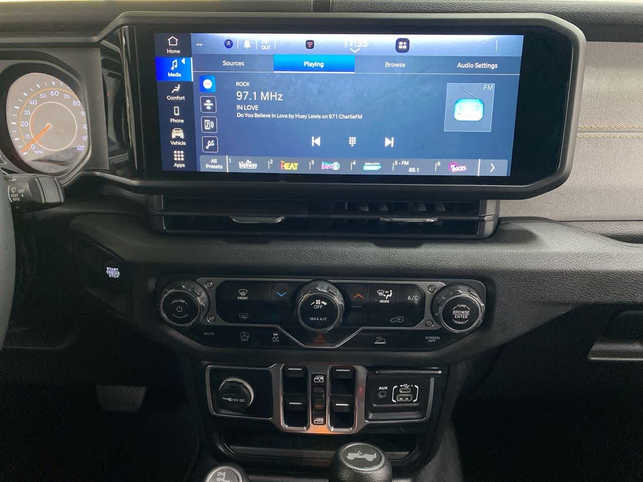 Thumbnail: 2024 Jeep Wrangler - 23