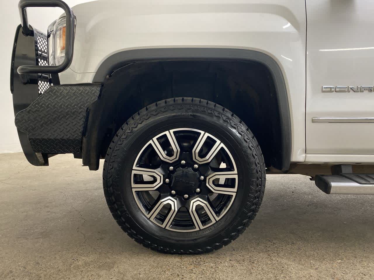 Thumbnail: 2019 GMC Sierra 3500 - 11
