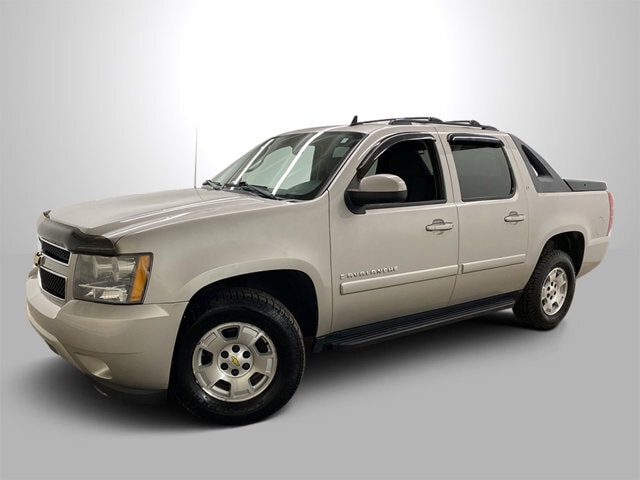 Used 2011 Chevrolet Avalanche Crew Cab 1500 LTZ 4WD Ratings, Values,  Reviews & Awards