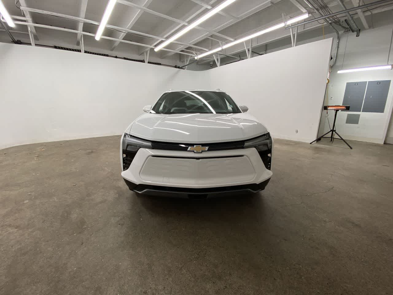 Thumbnail: 2024 Chevrolet Blazer EV - 9