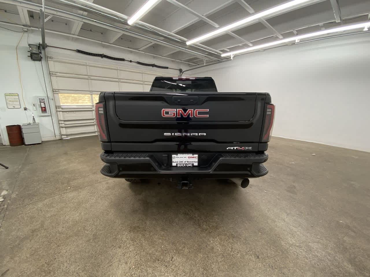 Thumbnail: 2024 GMC Sierra 2500 - 5