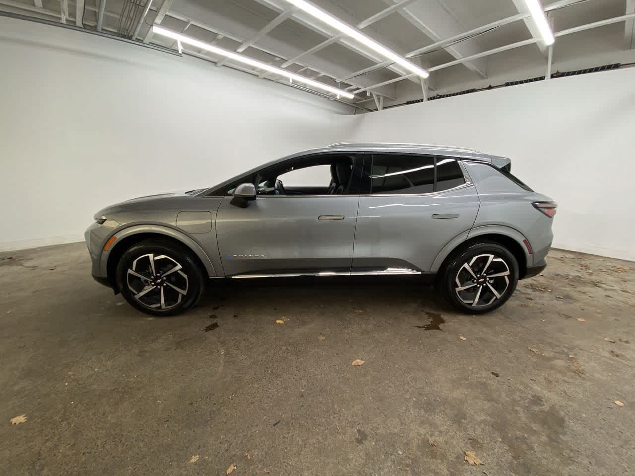 Thumbnail: 2025 Chevrolet Equinox - 3