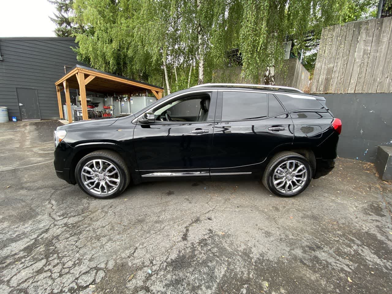 Thumbnail: 2022 GMC Terrain - 3