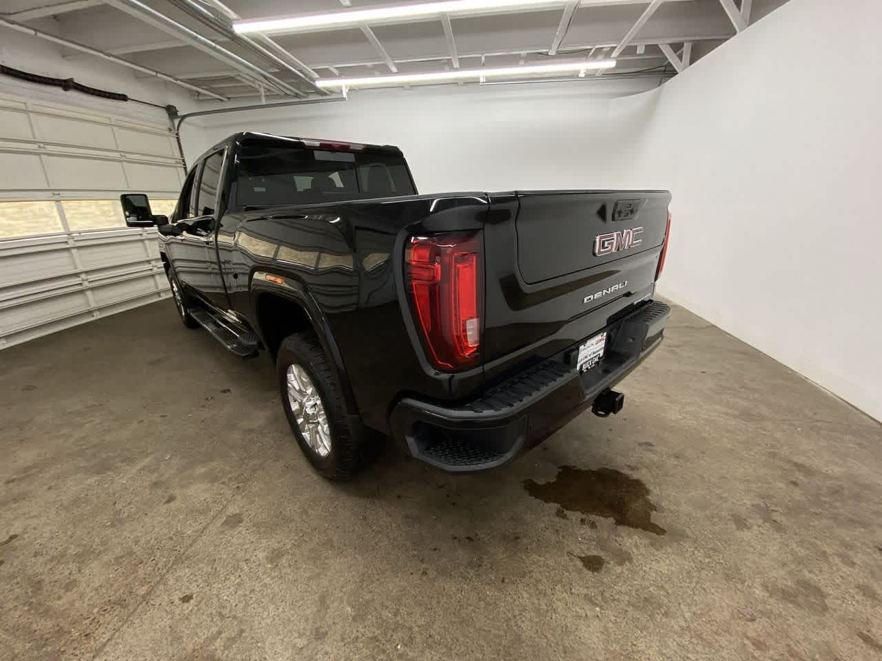 Thumbnail: 2023 GMC Sierra 3500 - 4