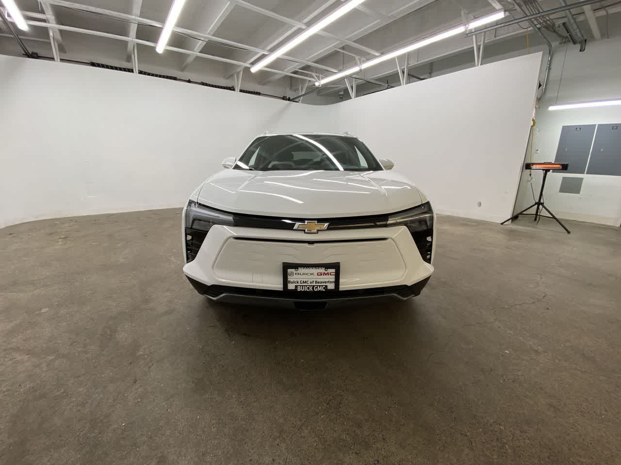 Thumbnail: 2024 Chevrolet Blazer EV - 9