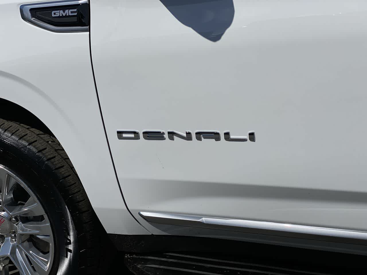 Thumbnail: 2024 GMC Yukon - 10