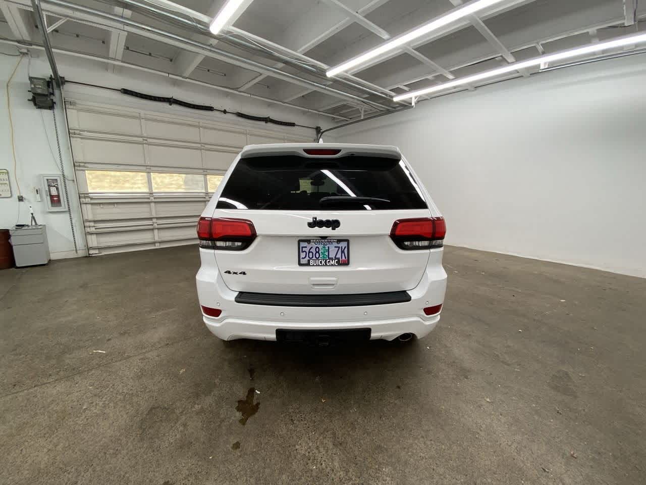 Thumbnail: 2020 Jeep Grand Cherokee - 5