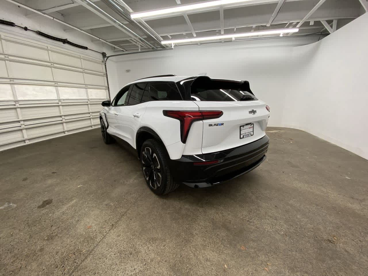 Thumbnail: 2024 Chevrolet Blazer EV - 4