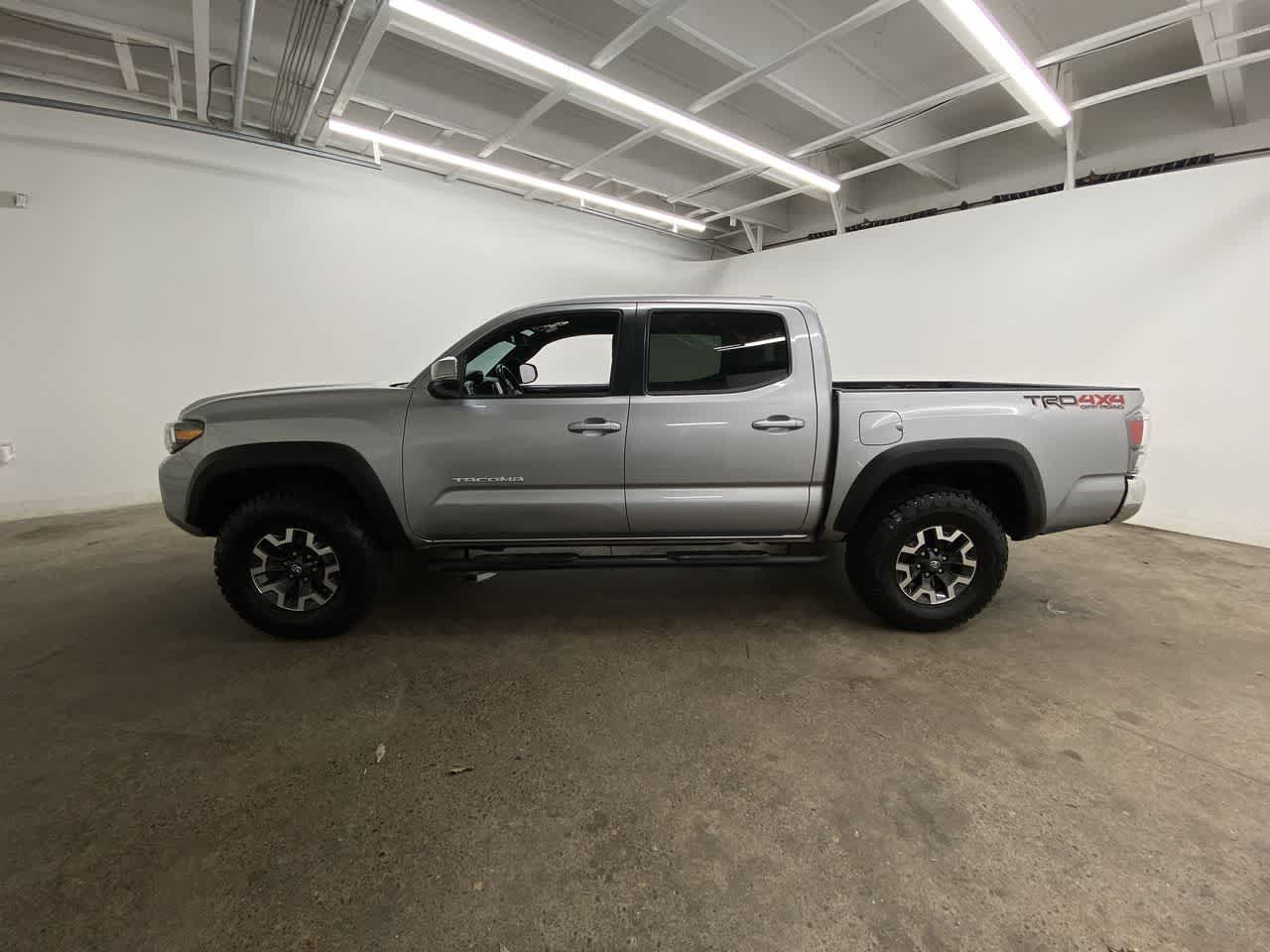 Thumbnail: 2021 Toyota Tacoma - 3