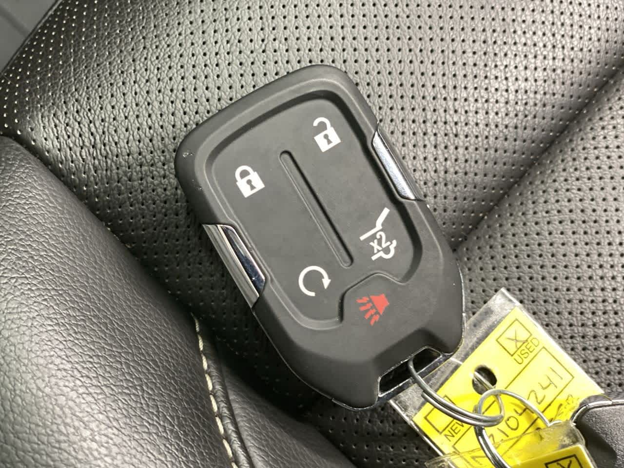 Thumbnail: 2022 GMC Acadia - 28