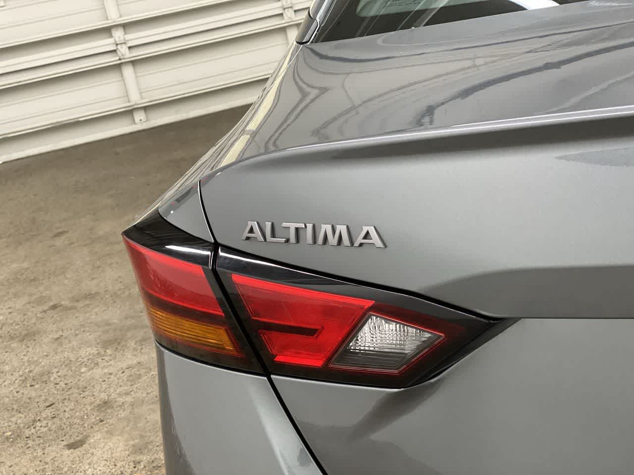 Thumbnail: 2025 Nissan Altima - 10