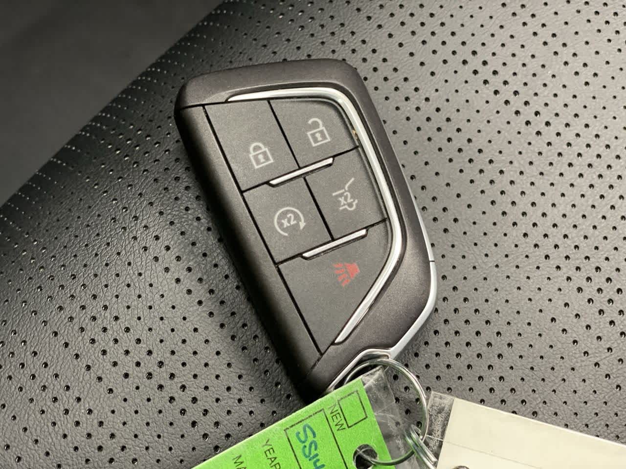 Thumbnail: 2025 Cadillac Optiq - 30