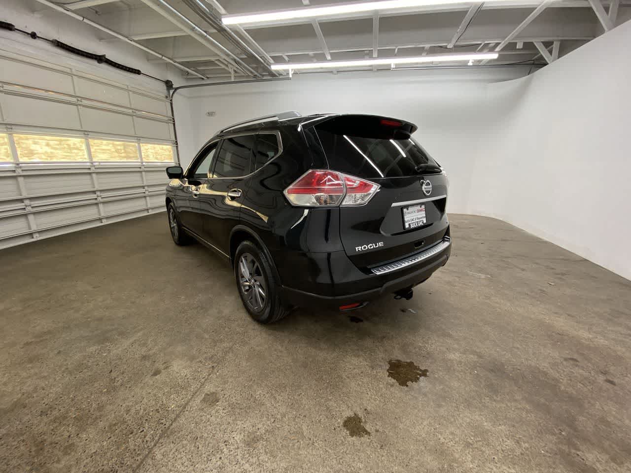 Thumbnail: 2016 Nissan Rogue - 4