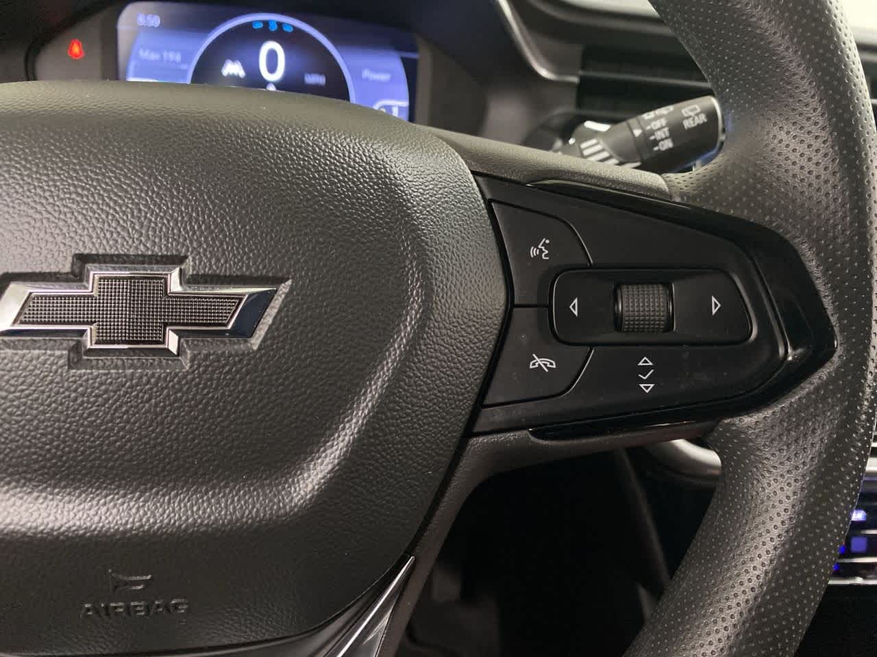 Thumbnail: 2022 Chevrolet Bolt EUV - 21