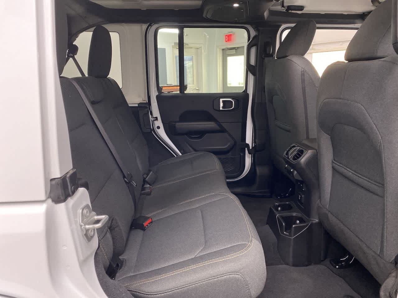 Thumbnail: 2025 Jeep Wrangler - 17