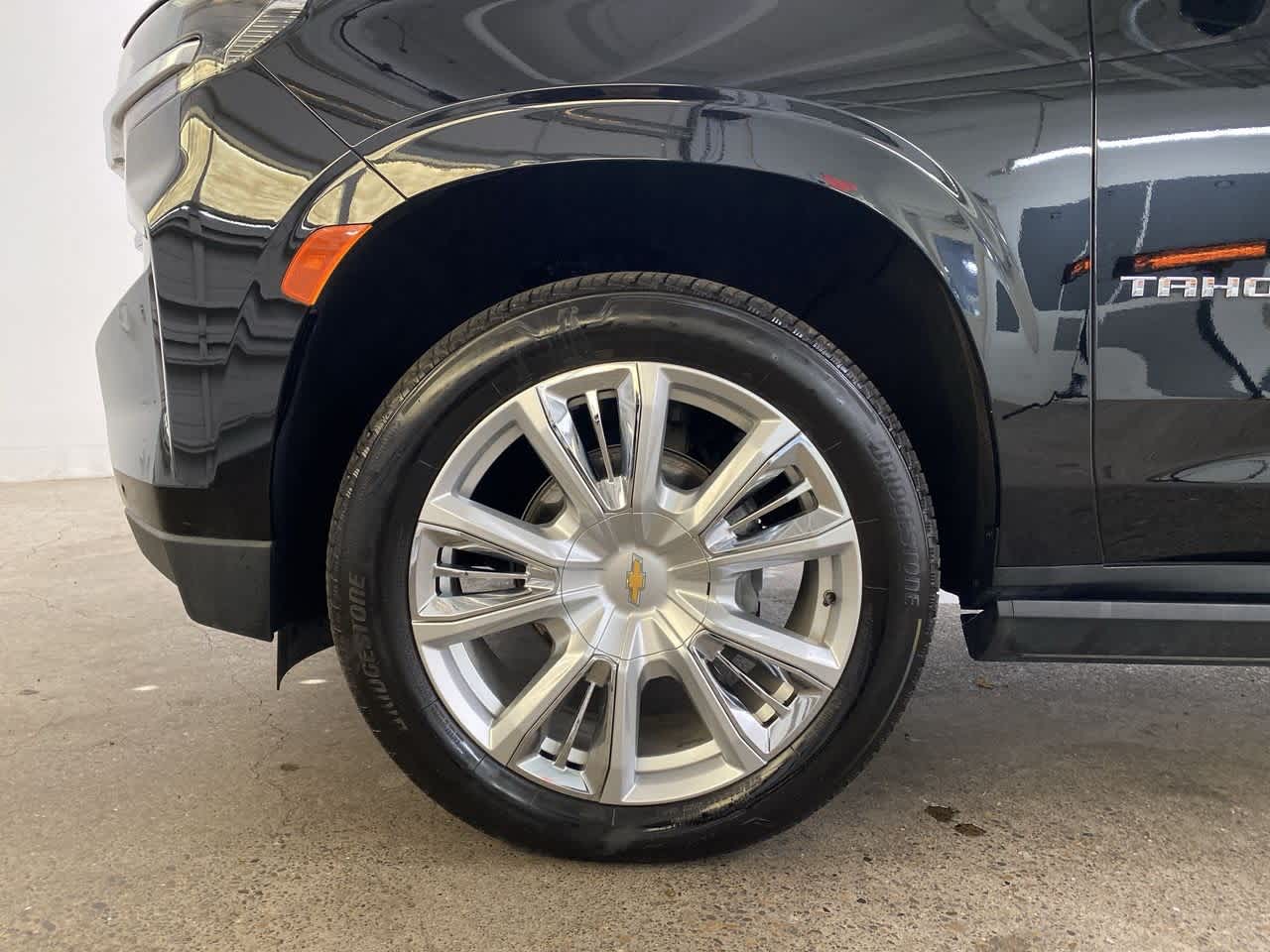 Thumbnail: 2024 Chevrolet Tahoe - 10