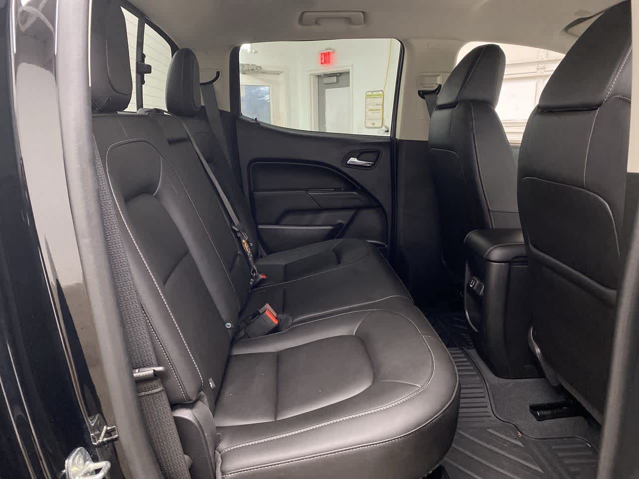 Thumbnail: 2022 Chevrolet Colorado - 17