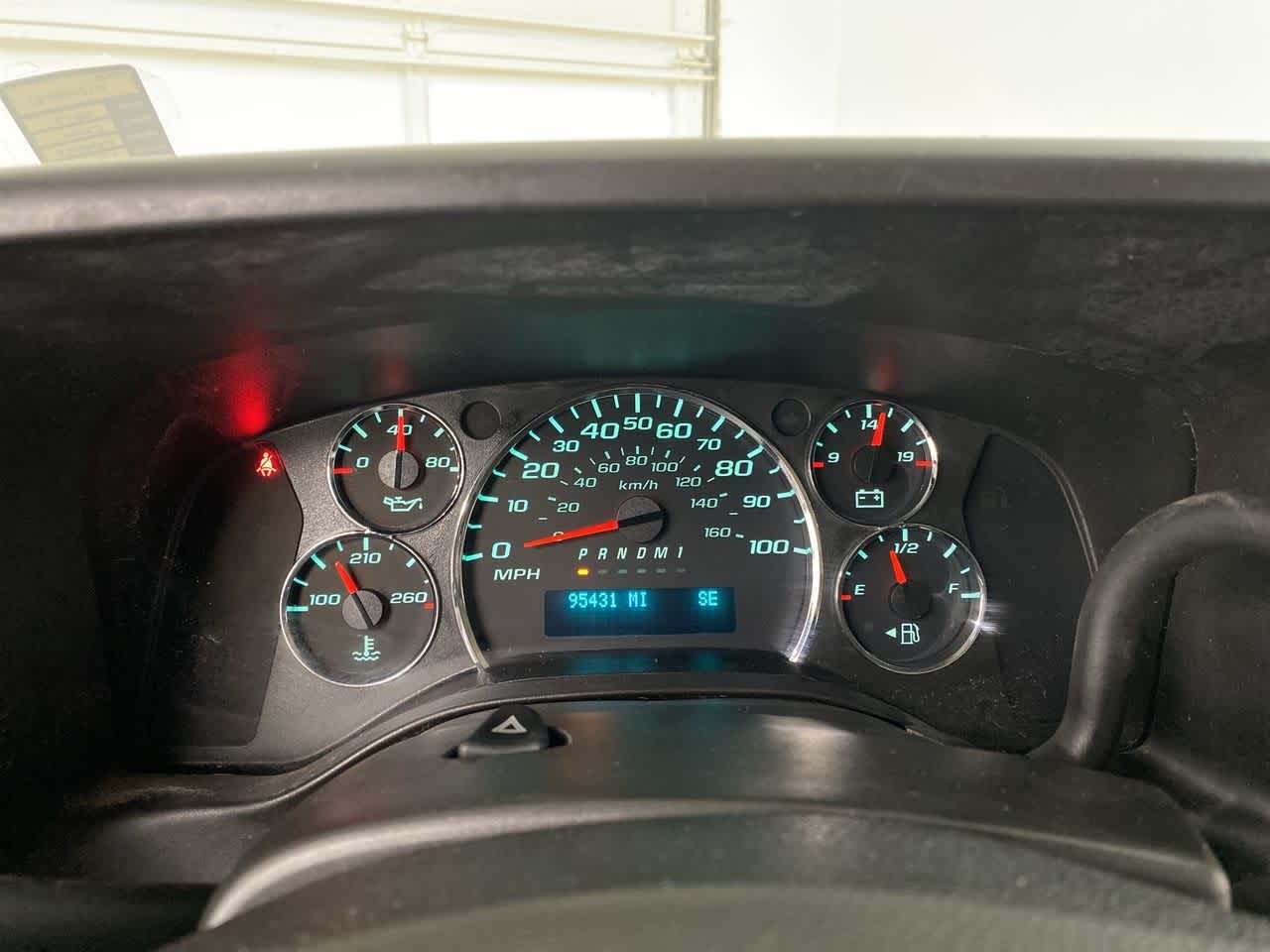 Thumbnail: 2017 Chevrolet Express - 23