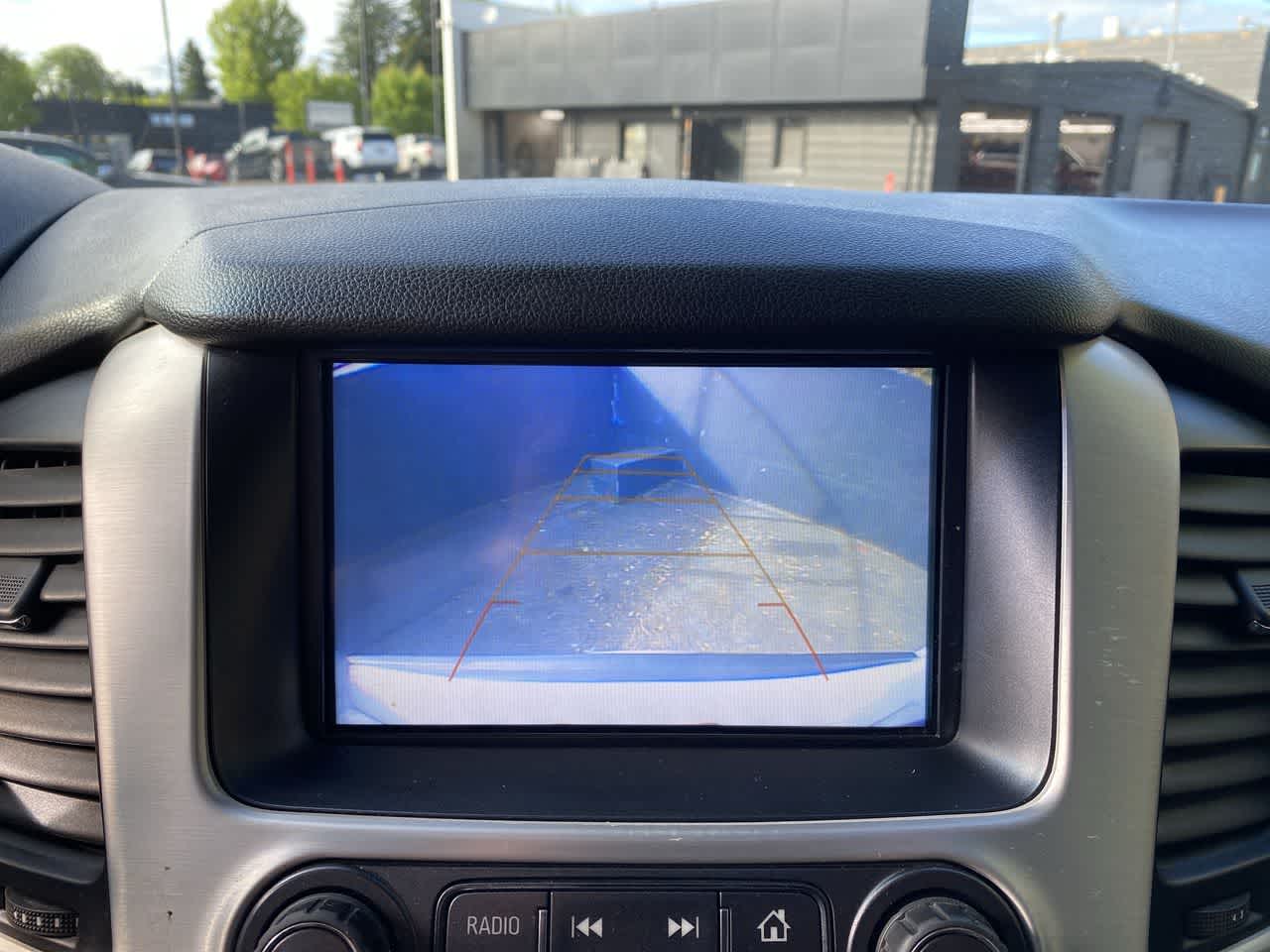 Thumbnail: 2019 GMC Yukon XL - 24