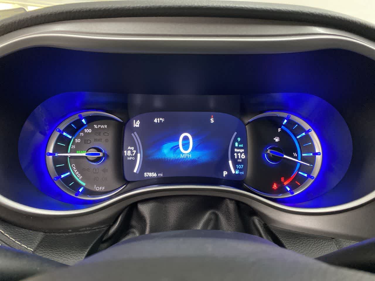 Thumbnail: 2023 Chrysler Pacifica - 28