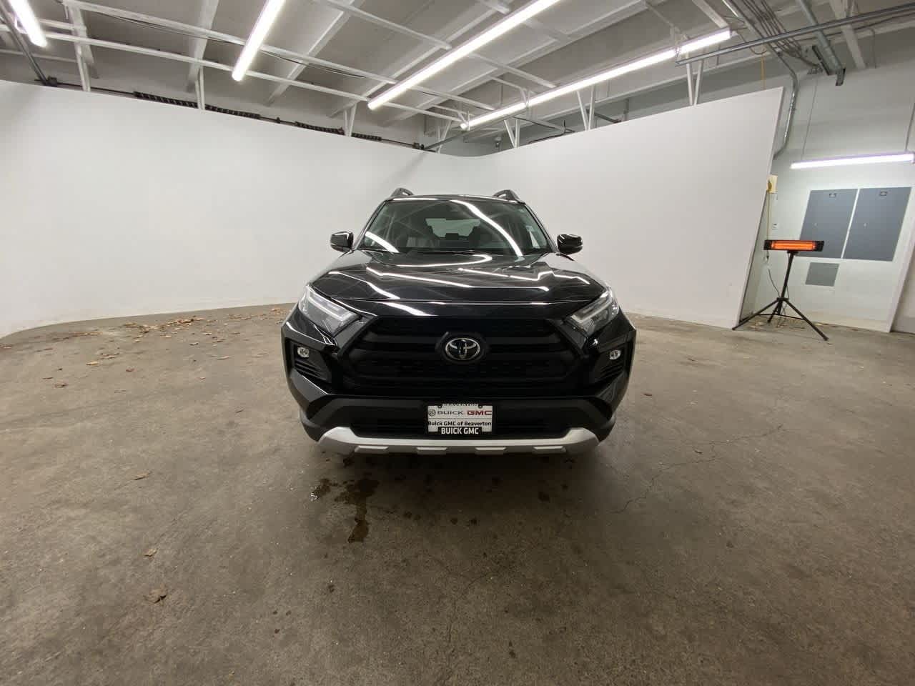 Thumbnail: 2024 Toyota RAV4 - 9