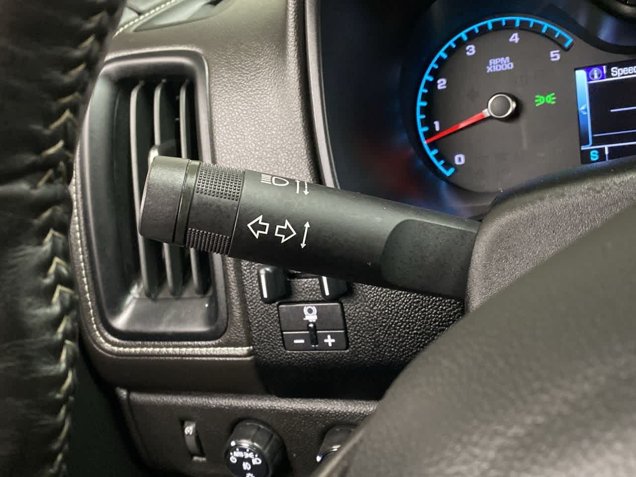 Thumbnail: 2018 GMC Canyon - 23