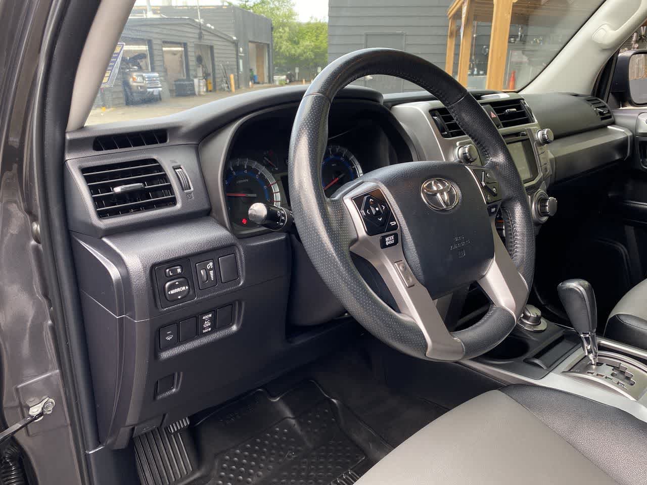 Thumbnail: 2018 Toyota 4Runner - 2