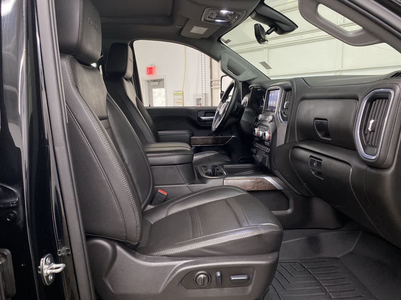 Thumbnail: 2023 GMC Sierra 2500 - 18