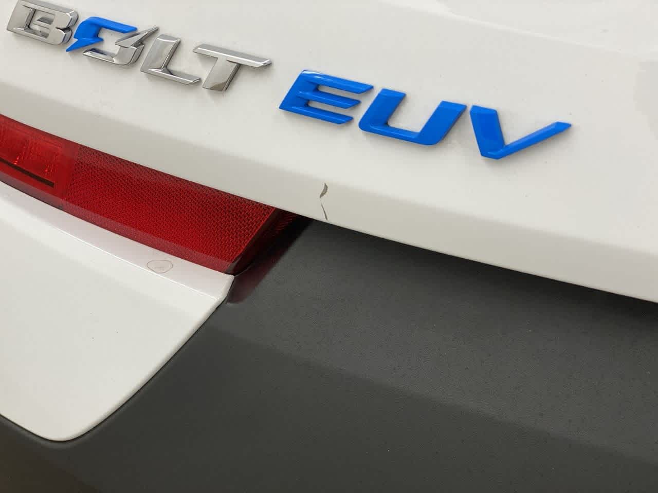 Thumbnail: 2022 Chevrolet Bolt EUV - 32