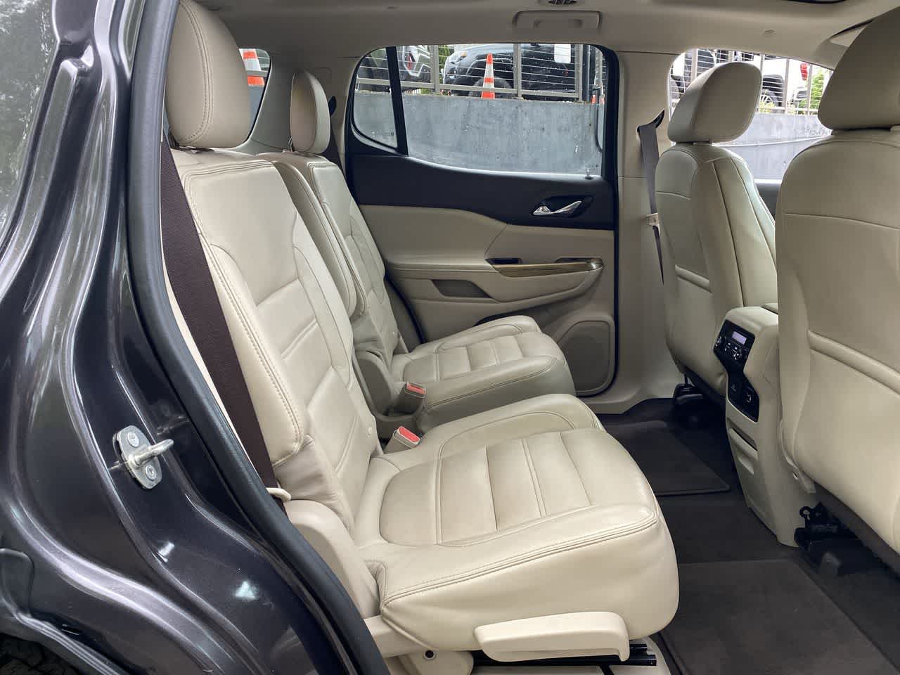 Thumbnail: 2018 GMC Acadia - 18
