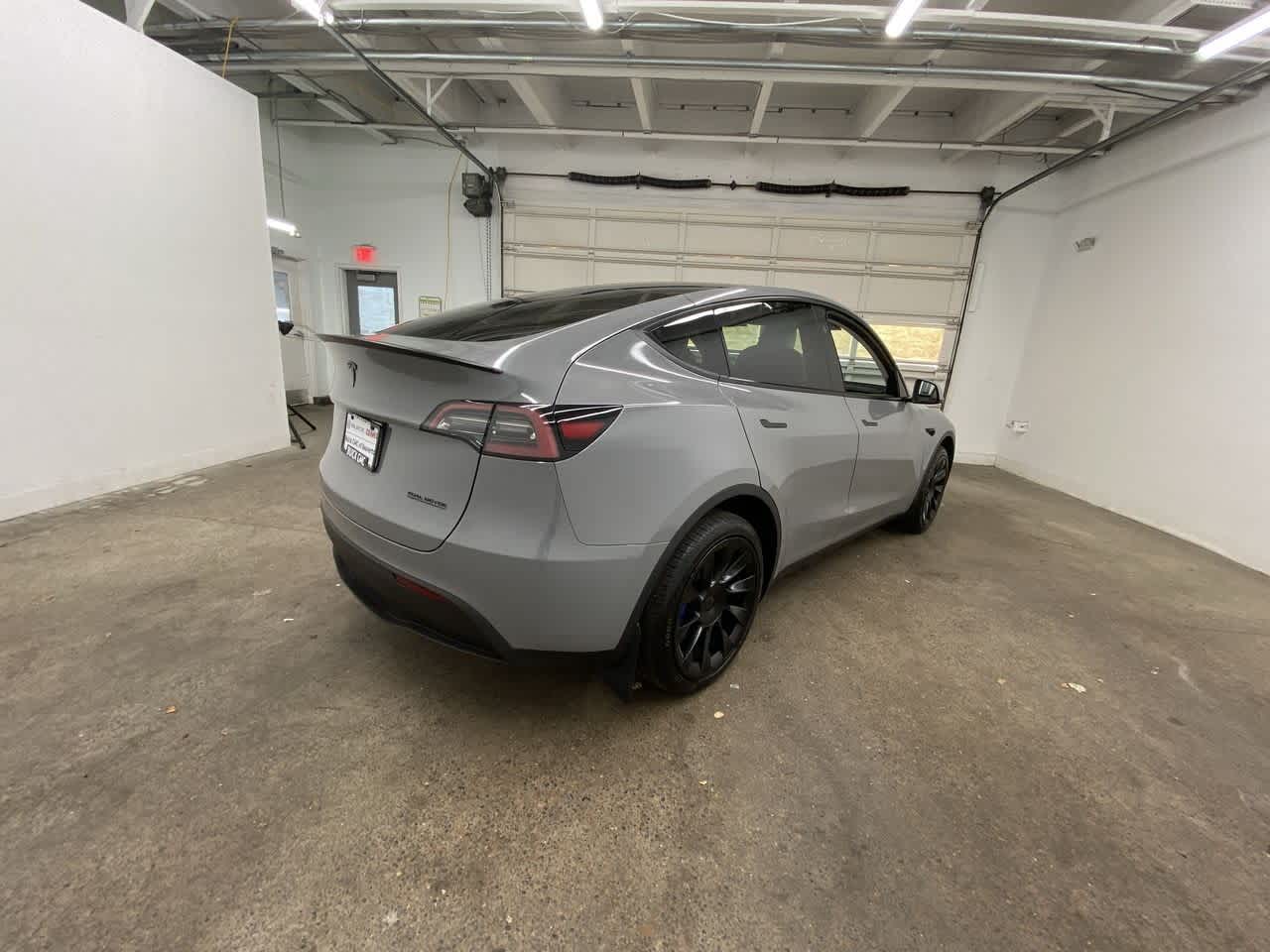 Thumbnail: 2023 Tesla Model Y - 6