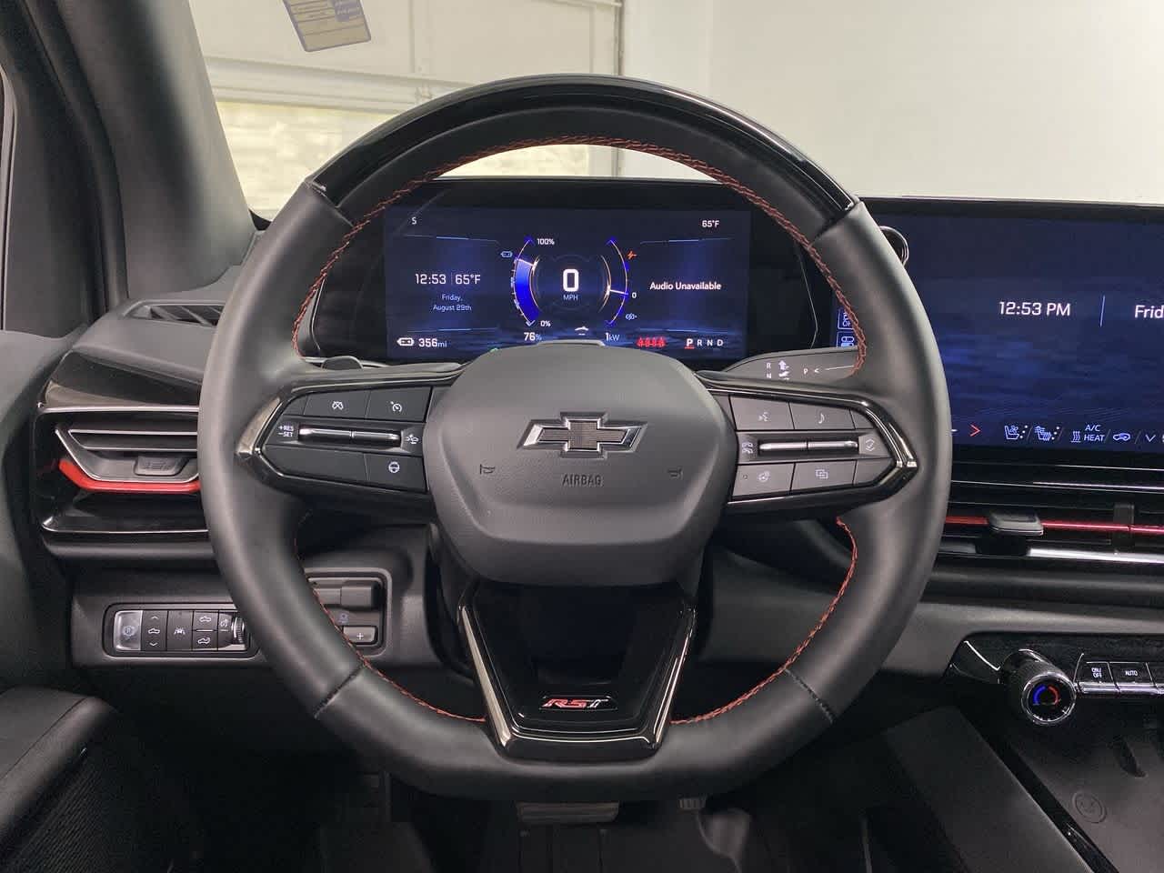 Thumbnail: 2025 Chevrolet Silverado EV - 21