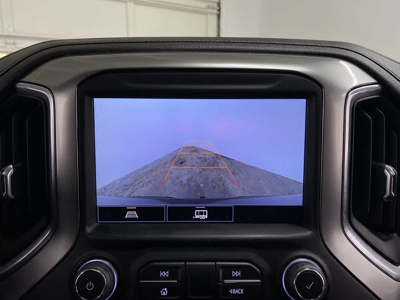 Thumbnail: 2022 Chevrolet Silverado 1500 - 24