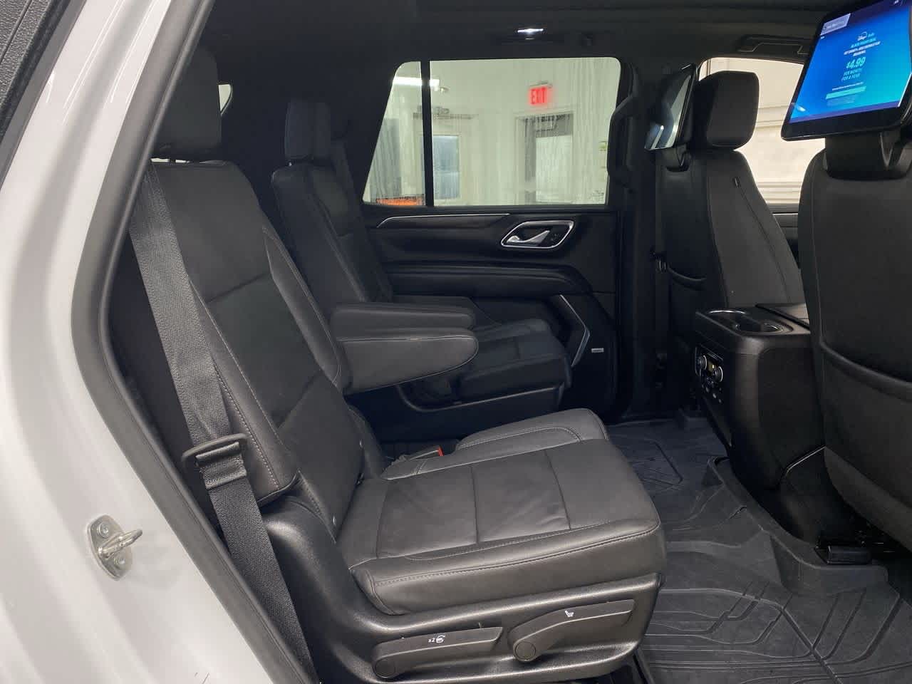 Thumbnail: 2023 Chevrolet Tahoe - 18