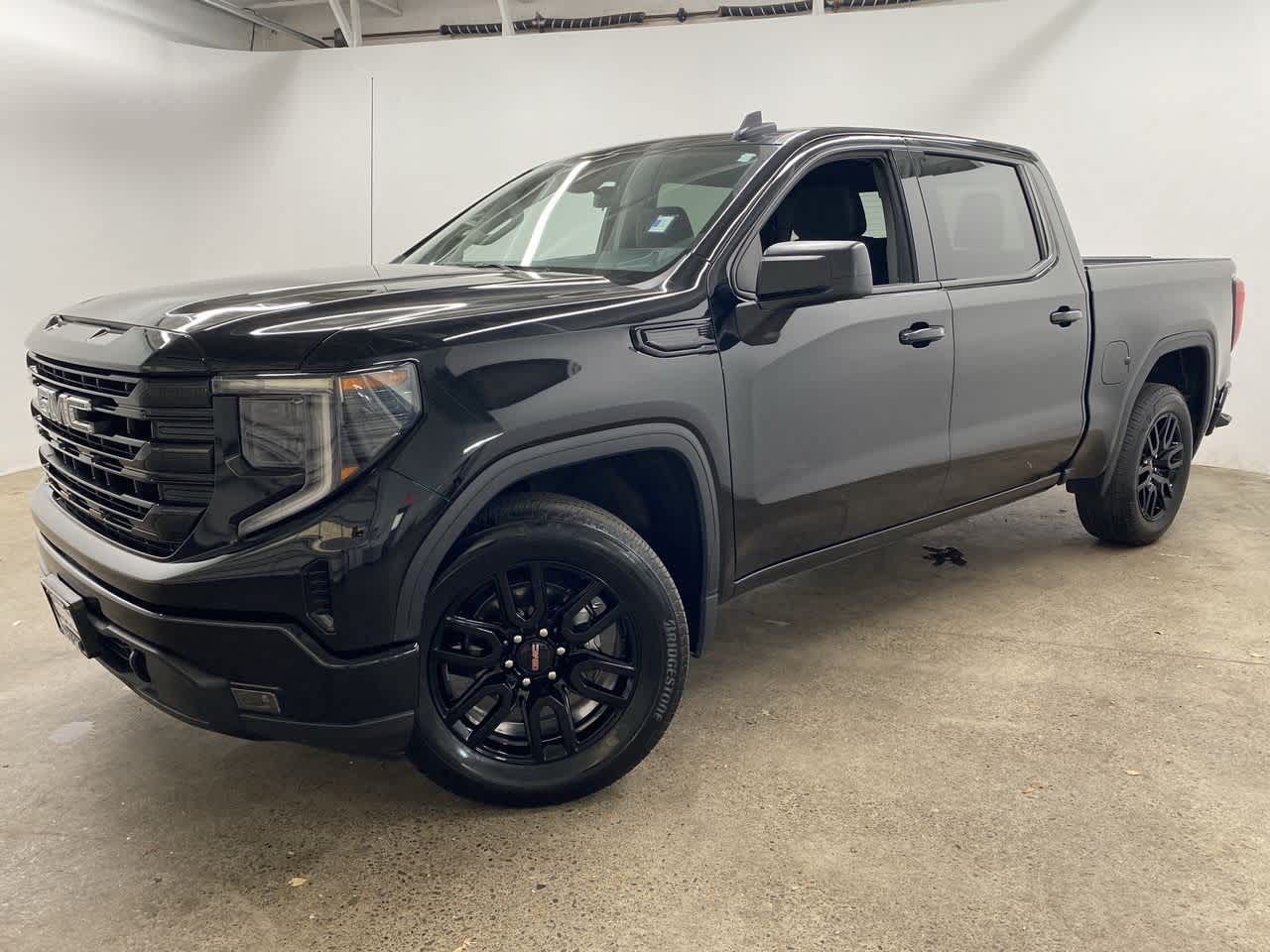 Thumbnail: 2023 GMC Sierra 1500 - 1