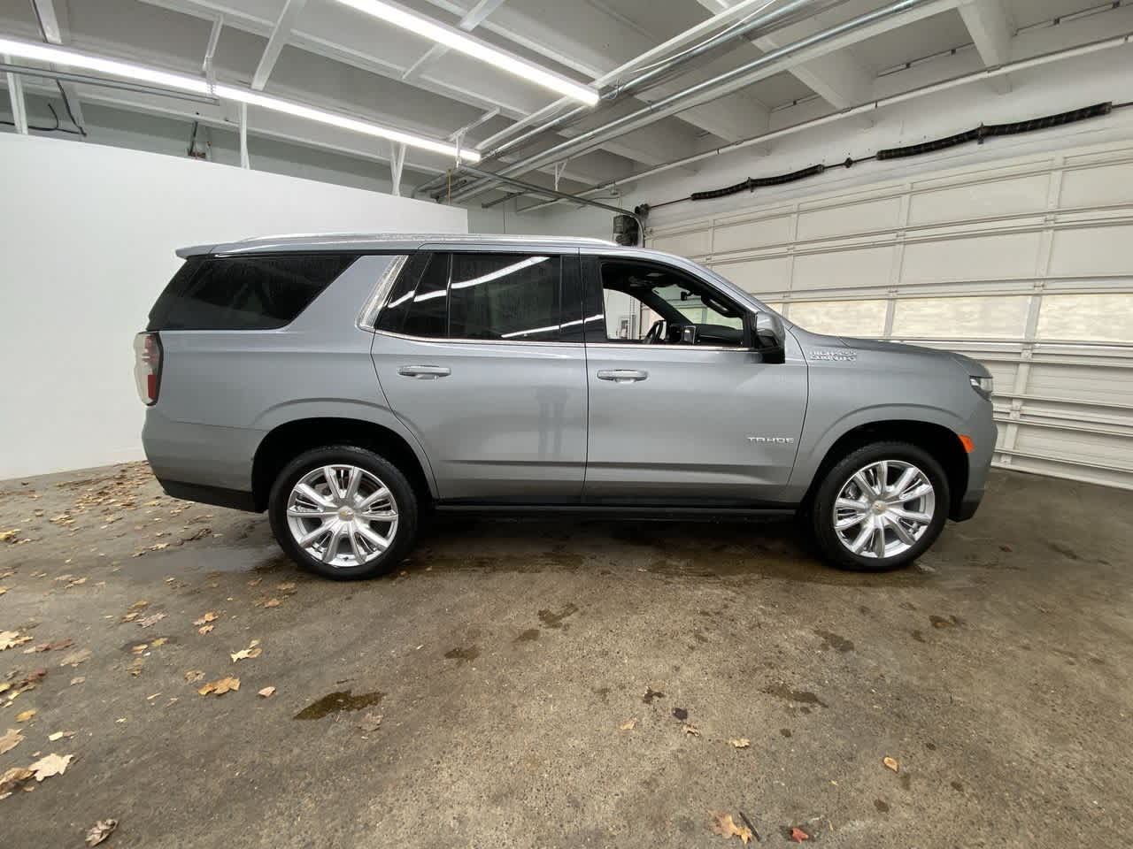 Thumbnail: 2024 Chevrolet Tahoe - 7