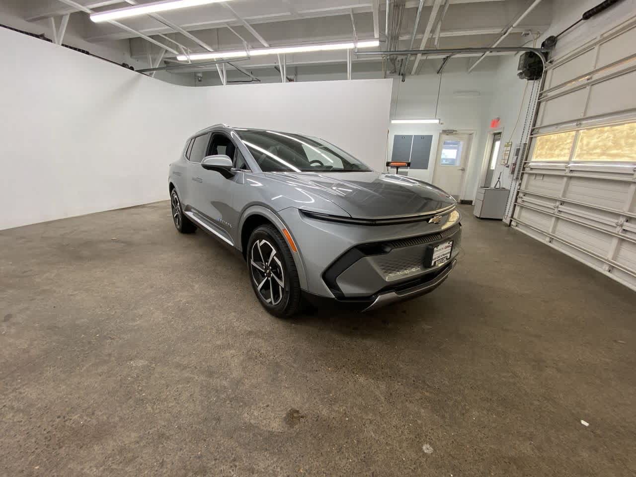 Thumbnail: 2025 Chevrolet Equinox - 8