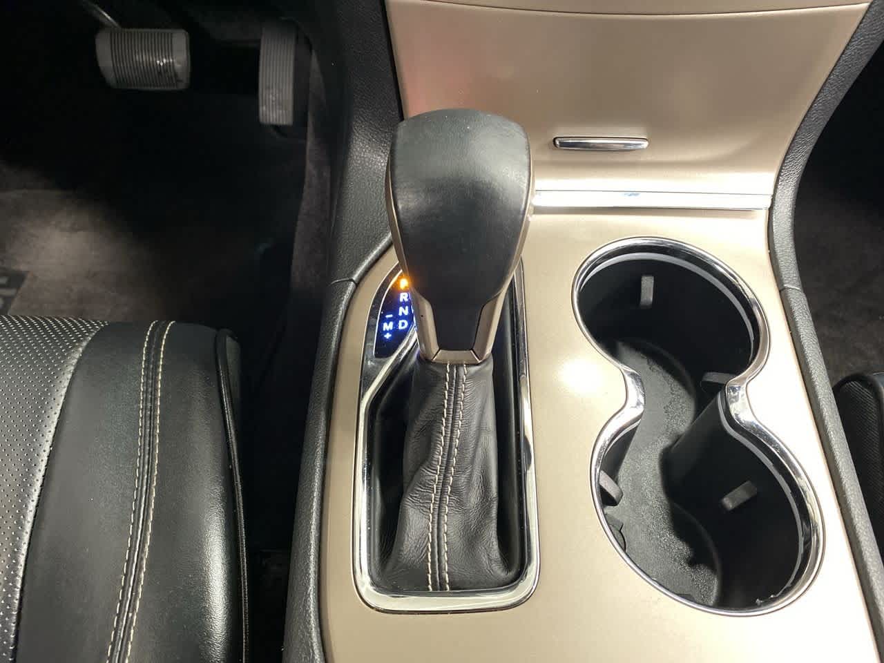 Thumbnail: 2016 Jeep Grand Cherokee - 25