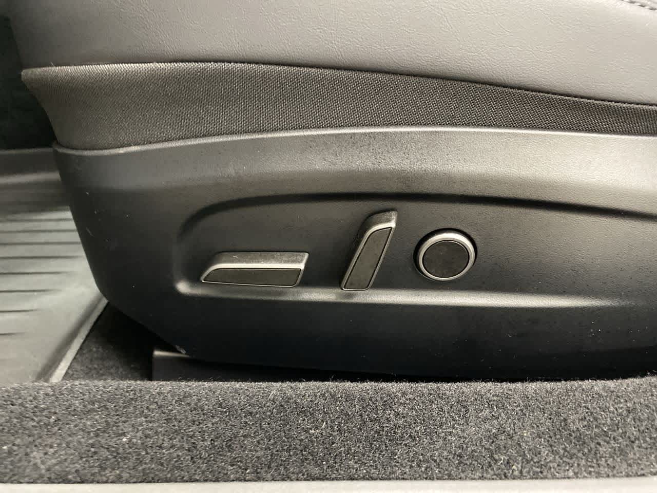 Thumbnail: 2025 Tesla Model 3 - 13