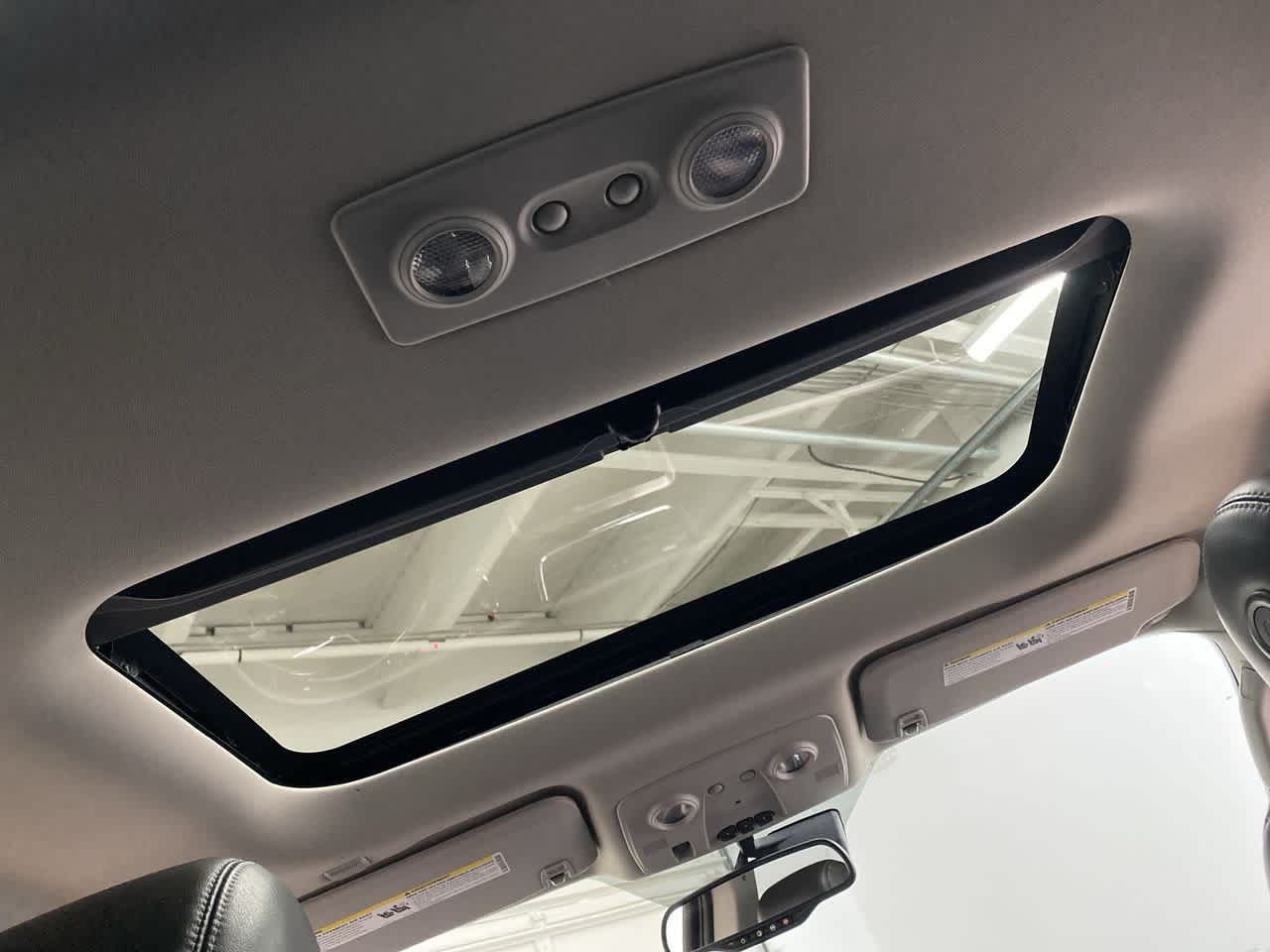 Thumbnail: 2015 GMC Acadia - 19