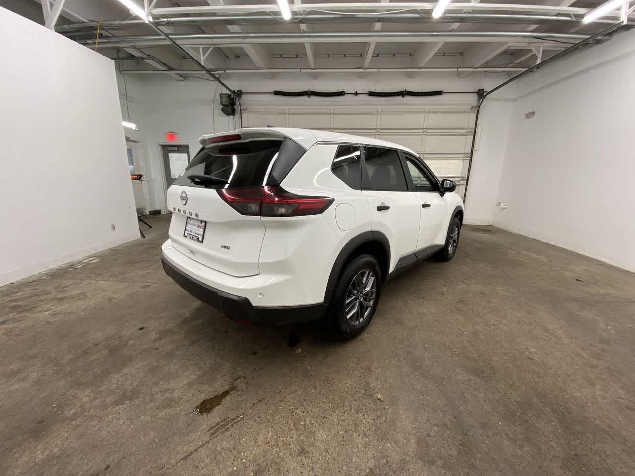 Thumbnail: 2024 Nissan Rogue - 6