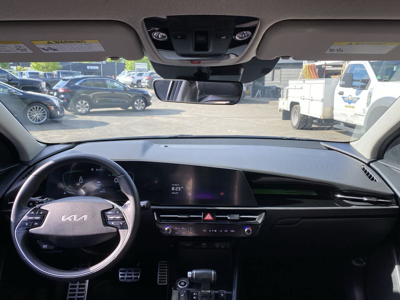 Thumbnail: 2023 Kia Niro - 13