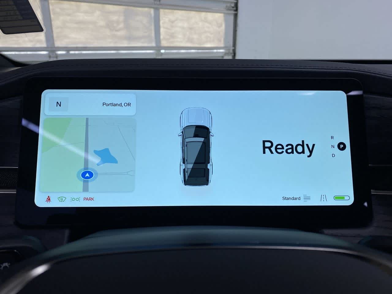 Thumbnail: 2023 Rivian R1S - 27