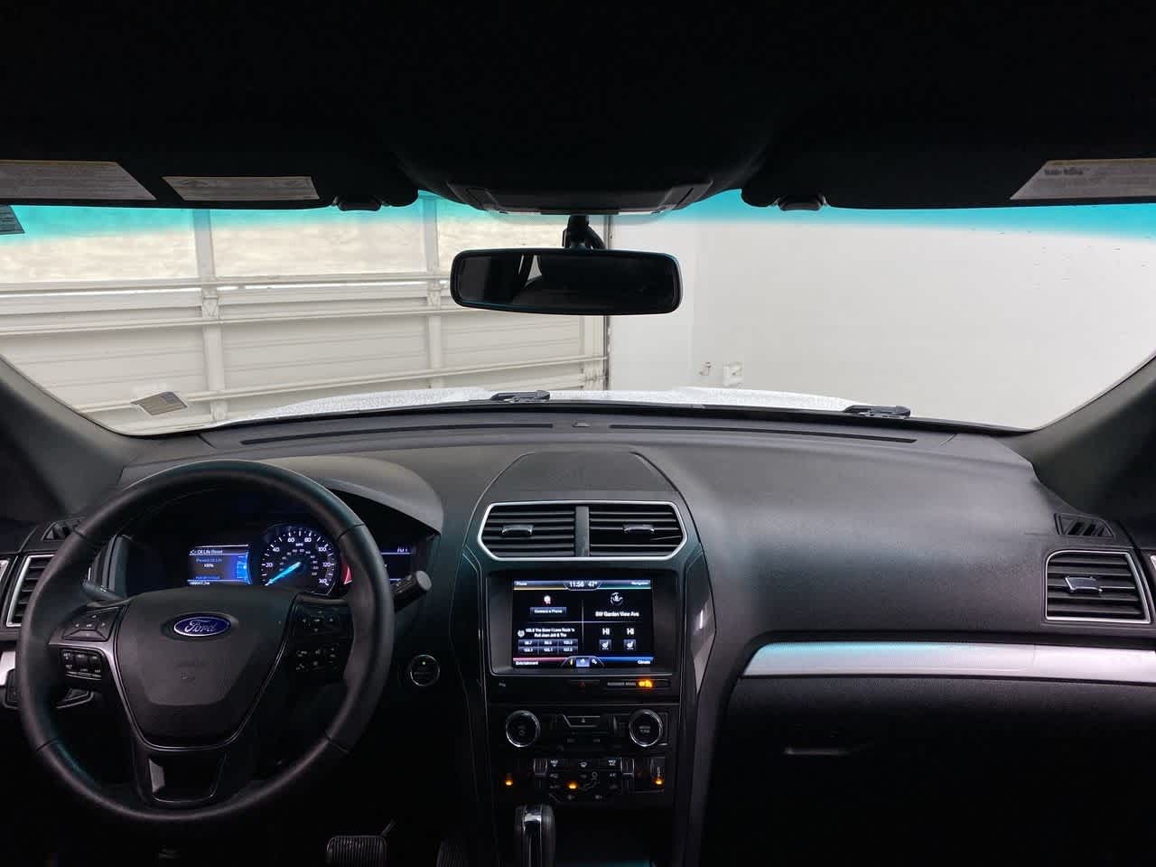 Thumbnail: 2016 Ford Explorer - 13