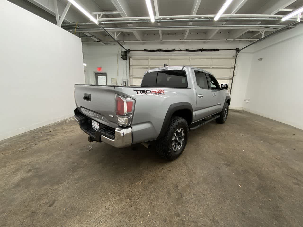 Thumbnail: 2021 Toyota Tacoma - 6