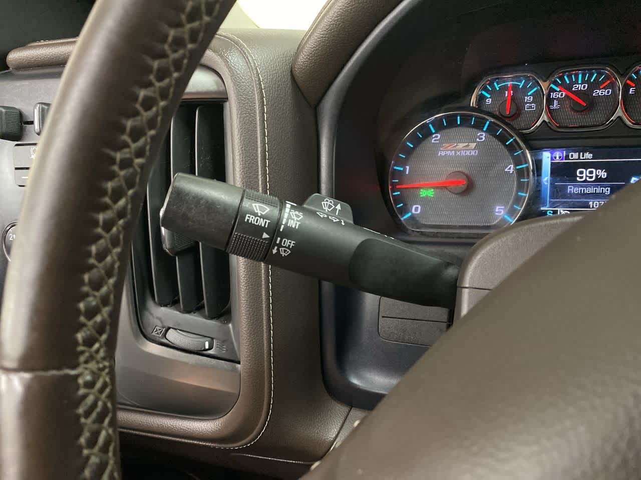 Thumbnail: 2015 Chevrolet Silverado 3500 - 22