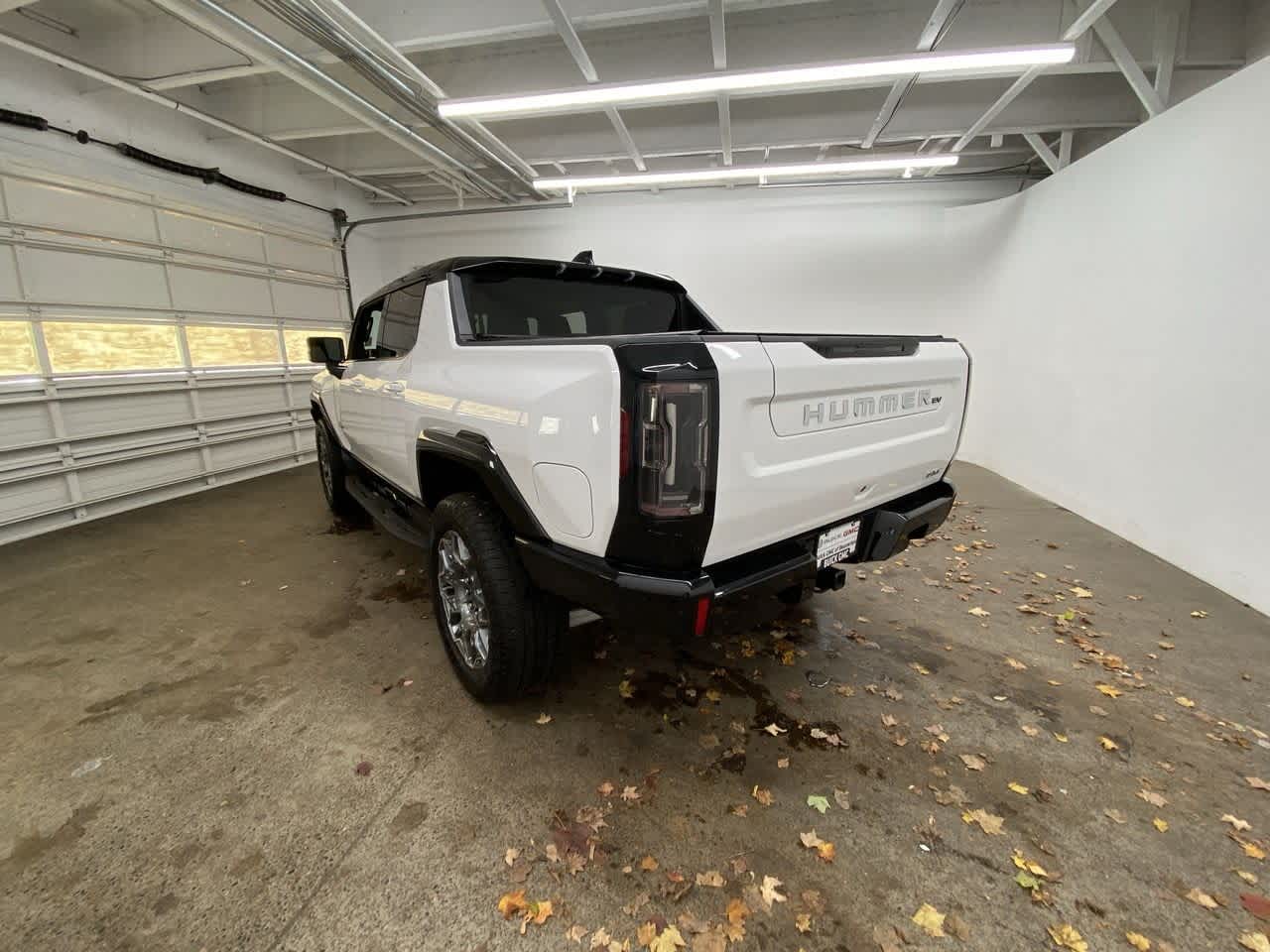 Thumbnail: 2024 GMC Hummer EV - 4