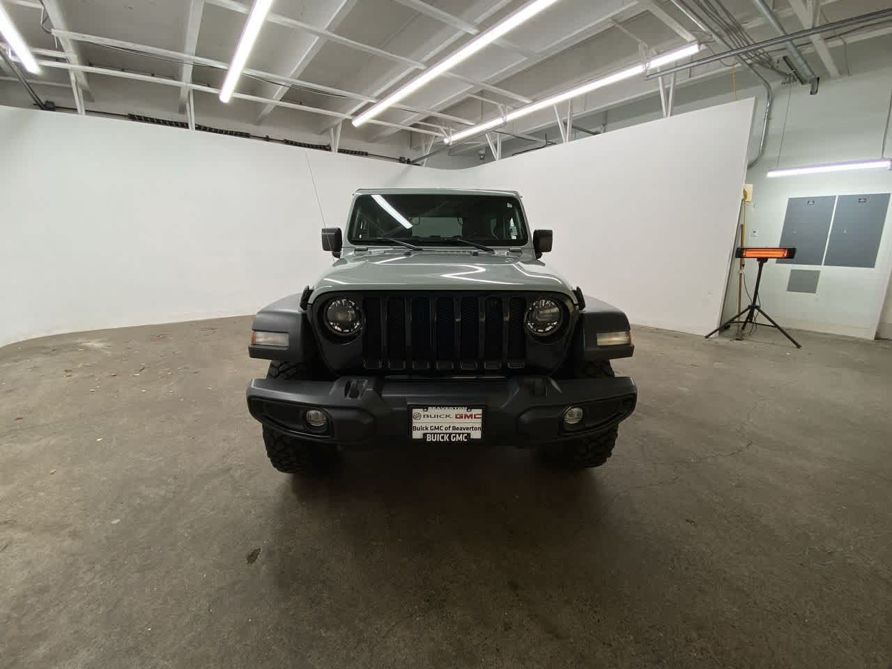 Thumbnail: 2023 Jeep Wrangler - 9