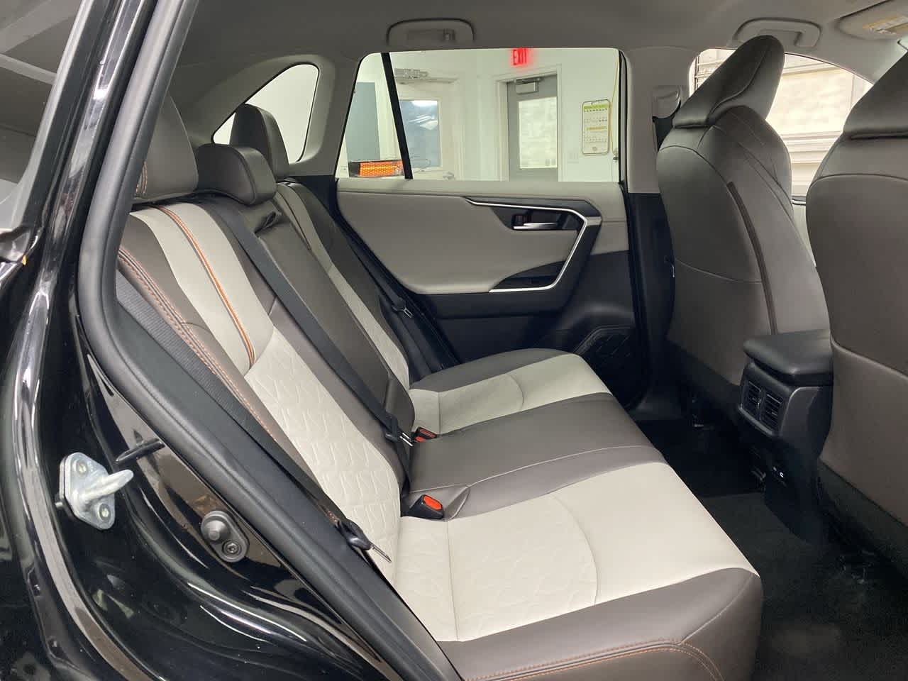 Thumbnail: 2024 Toyota RAV4 - 18